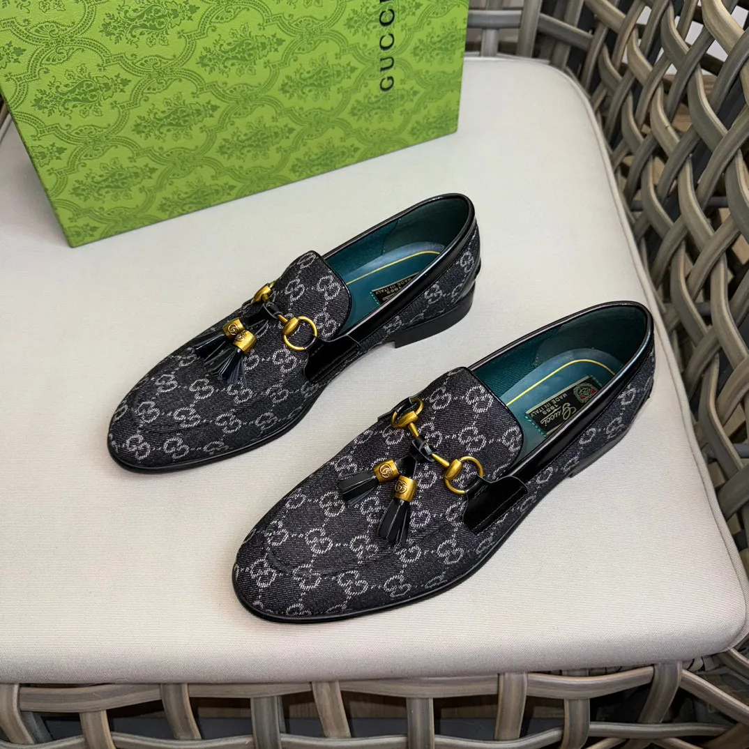 Men's shoes 💰900 Gucci～High-end genuine leather outsole men's casual leather shoes｜The upper is made of imported original presbyopic canvas fabric with top layer cowhide material｜Classic horsebit decoration｜Genuine leather handmade tassel embellishment｜Low-key luxury temperament｜Comfortable foot feeling｜Imported genuine leather outsole｜First layer cowhide inner padding｜Fine details Size: 39-44 (customized at 45.46)